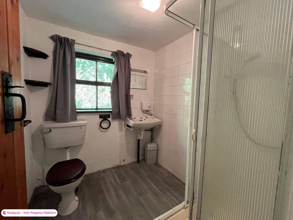 Detached house for Sale in Goleen, Cork