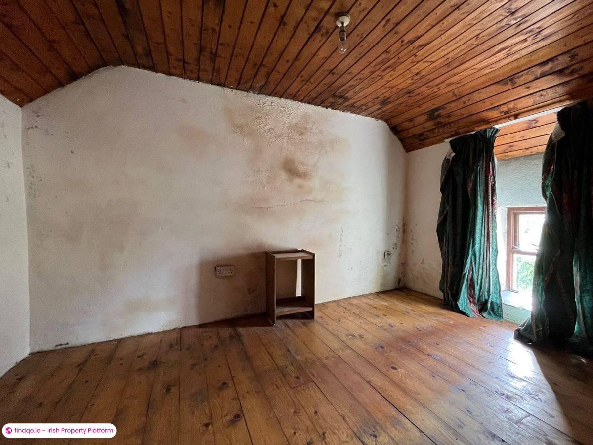 Detached house for Sale in Goleen, Cork