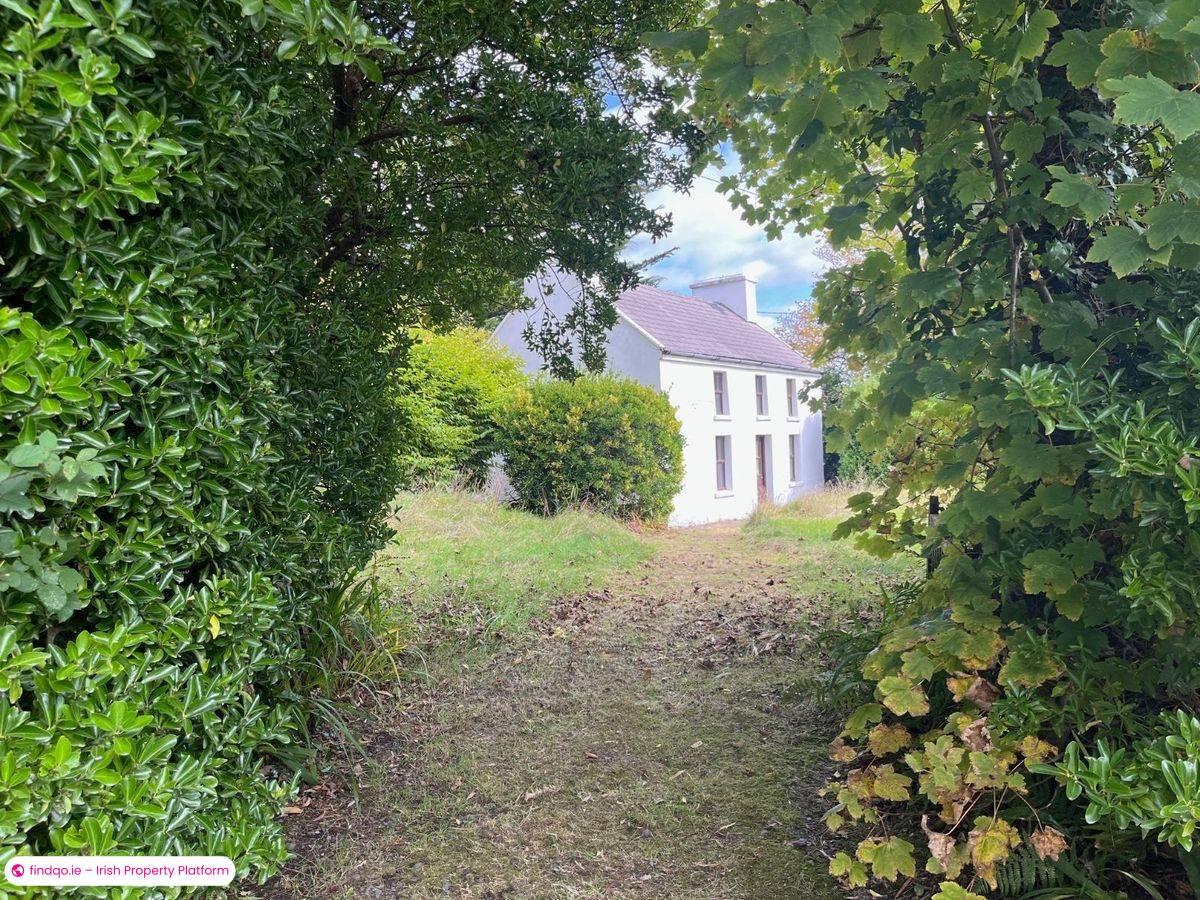 Detached house for Sale in Goleen, Cork