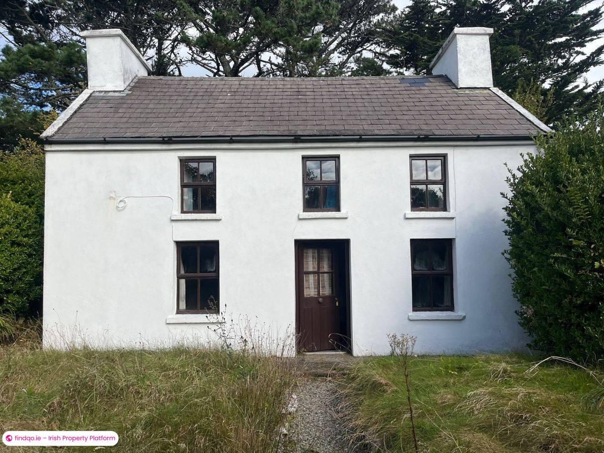 Detached house for Sale in Goleen, Cork