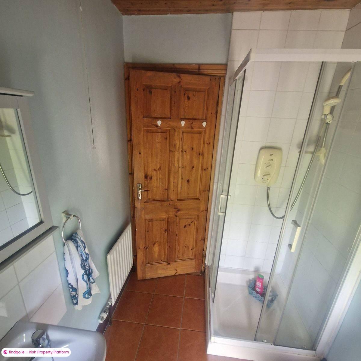 Semi-detached house for Sale in Bantry, Cork