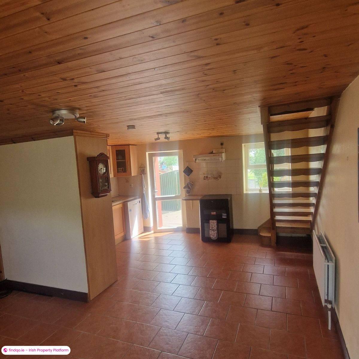 Semi-detached house for Sale in Bantry, Cork