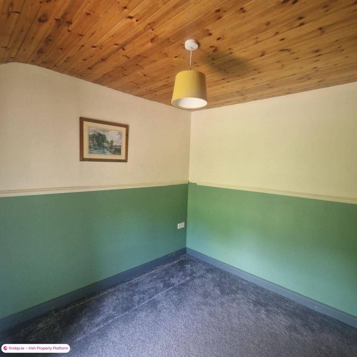 Semi-detached house for Sale in Bantry, Cork