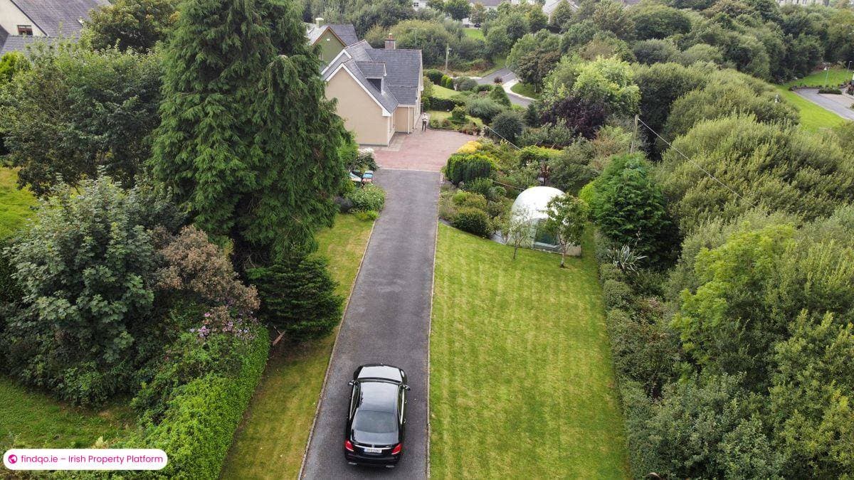 Detached house for Sale in Bantry, Cork