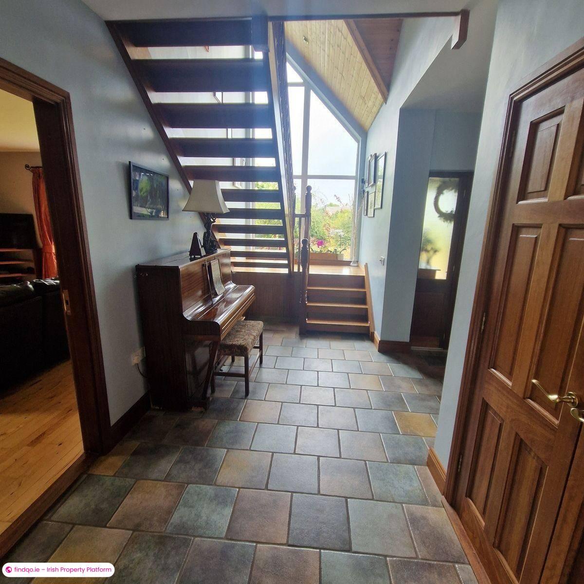 Detached house for Sale in Bantry, Cork