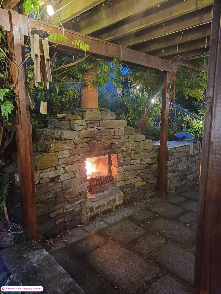 Detached house for Sale in Bantry, Cork