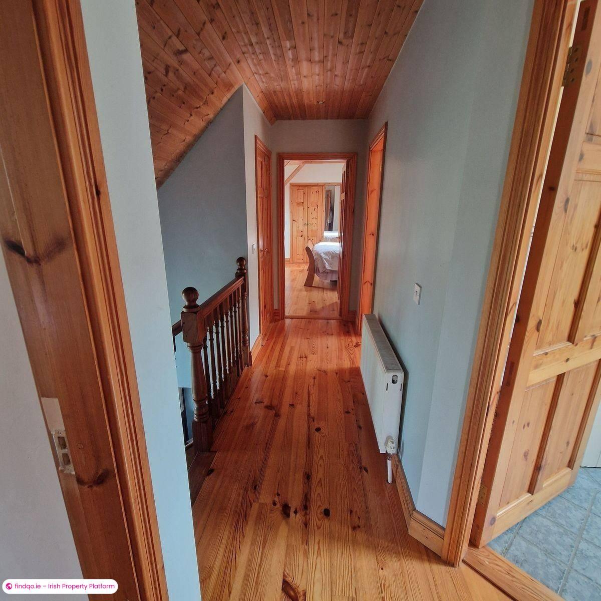 Detached house for Sale in Bantry, Cork