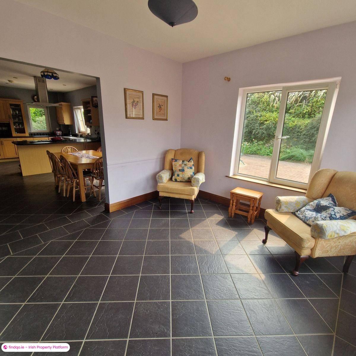 Detached house for Sale in Bantry, Cork