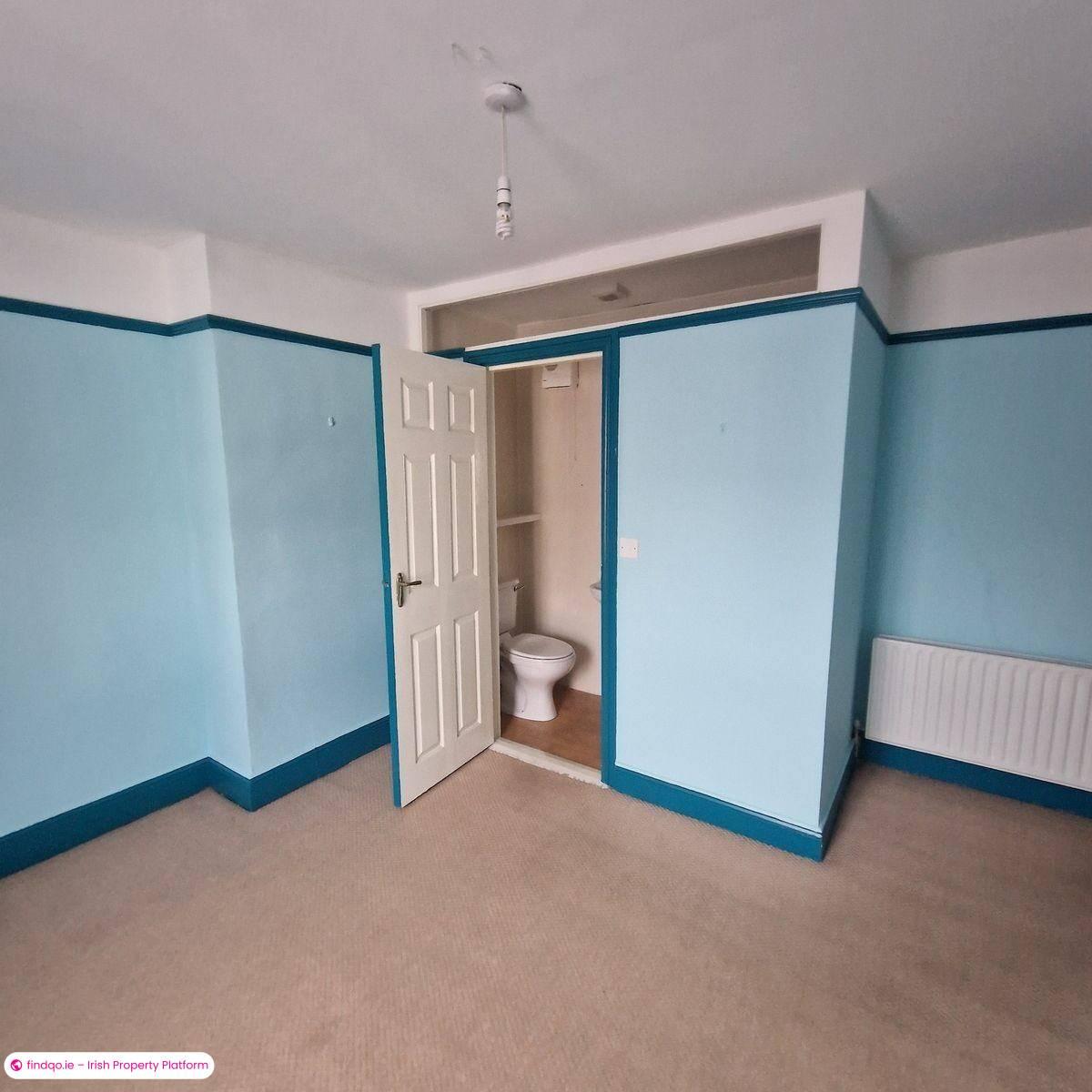 Terraced house for Sale in Bantry, Cork