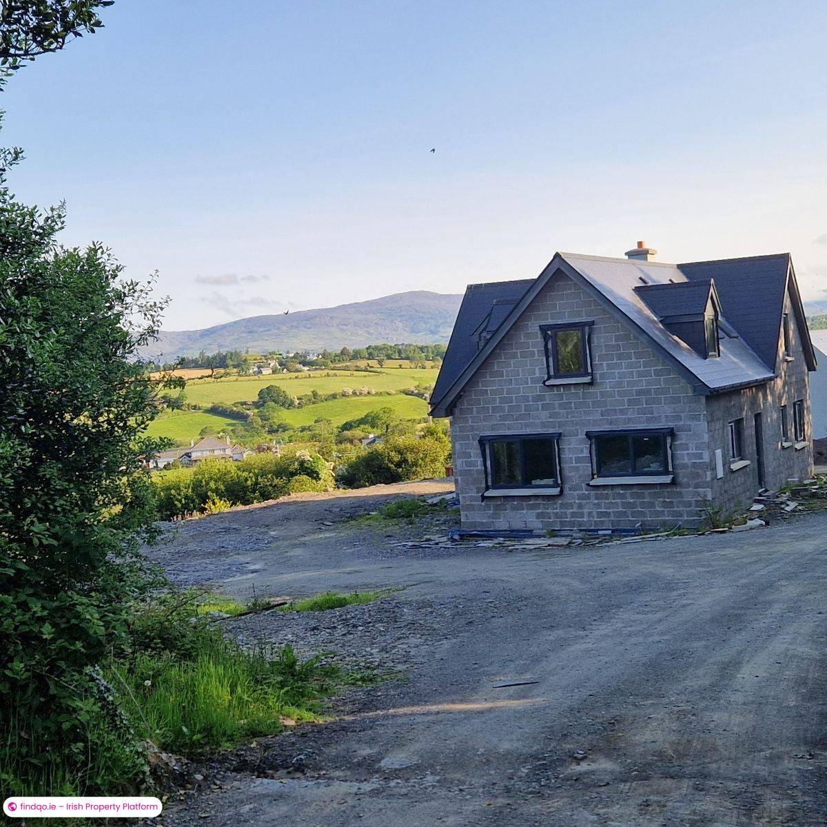 Detached house for Sale in Bantry, Cork