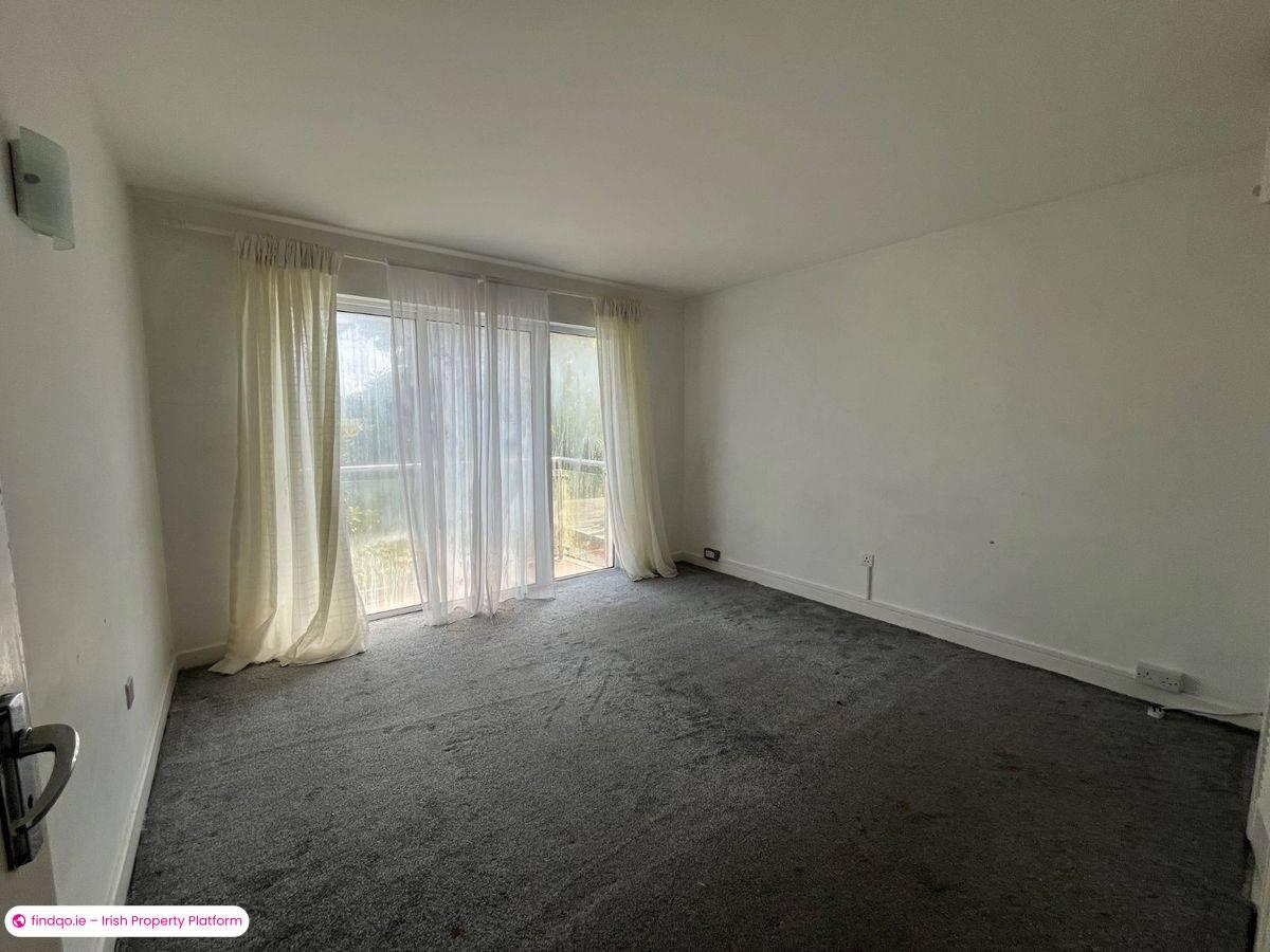 Semi-detached house for Sale in Schull, Cork