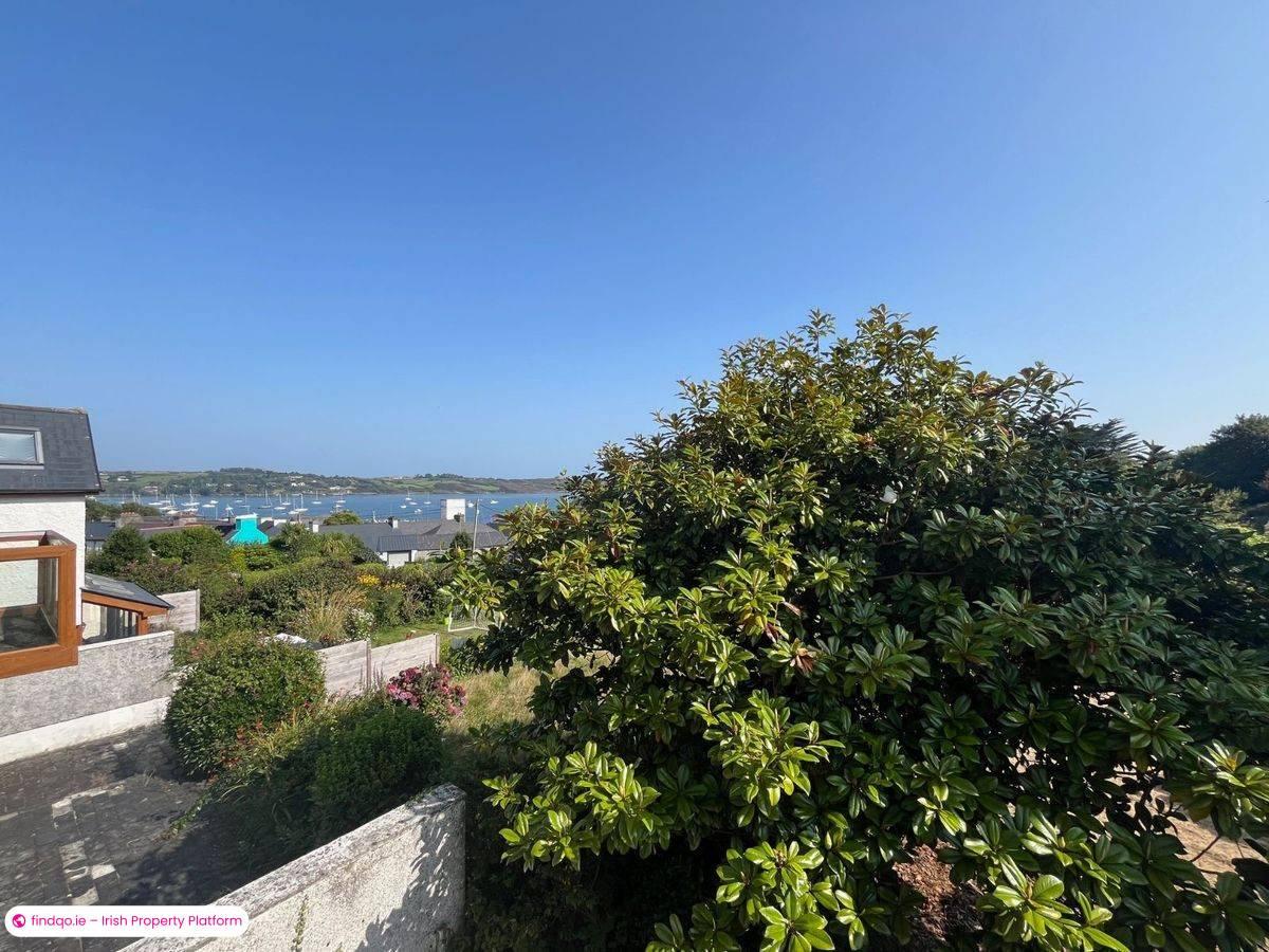 Semi-detached house for Sale in Schull, Cork