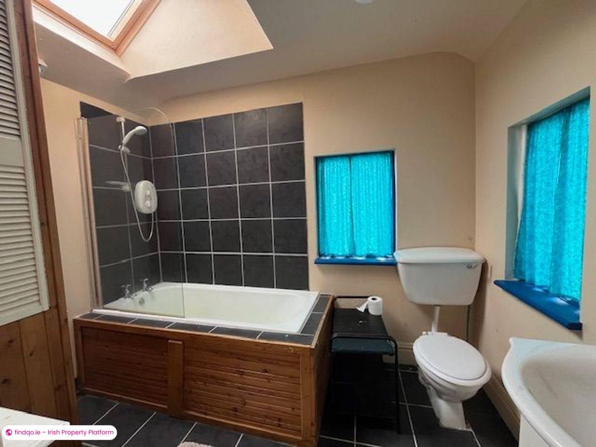 Detached house for Sale in Goleen, Cork