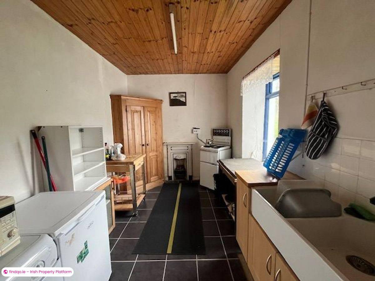 Detached house for Sale in Goleen, Cork