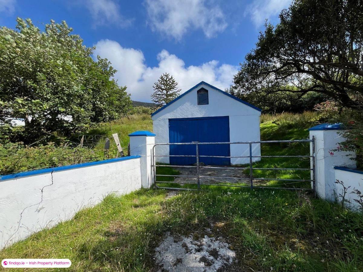 Detached house for Sale in Goleen, Cork