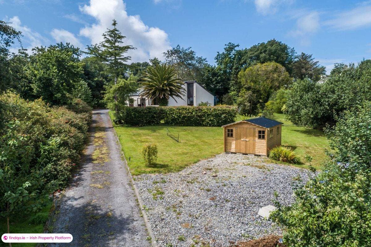 Detached house for Sale in Schull, Cork