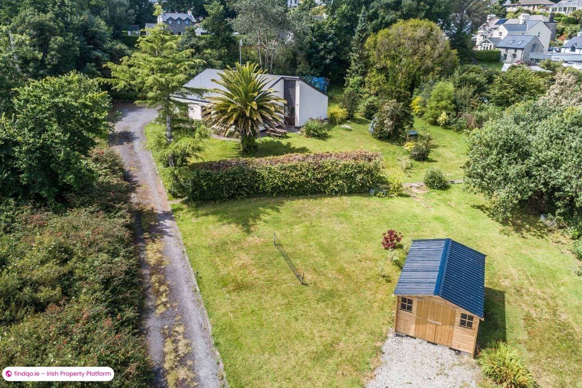 Detached house for Sale in Schull, Cork