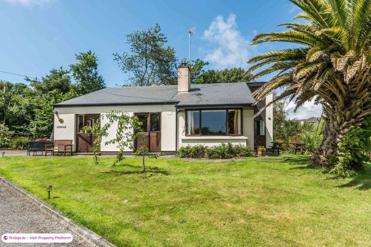 Detached house for Sale in Schull, Cork