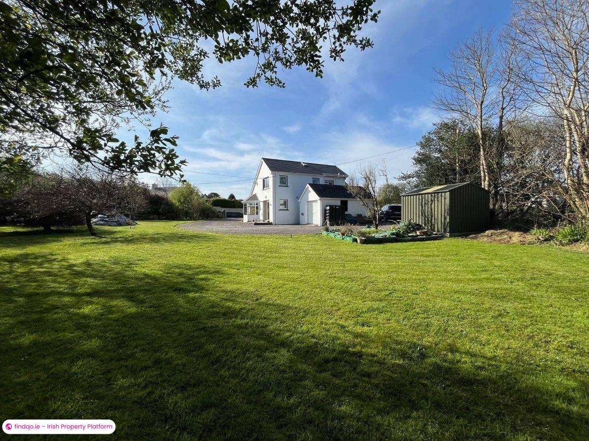 Detached house for Sale in Schull, Cork