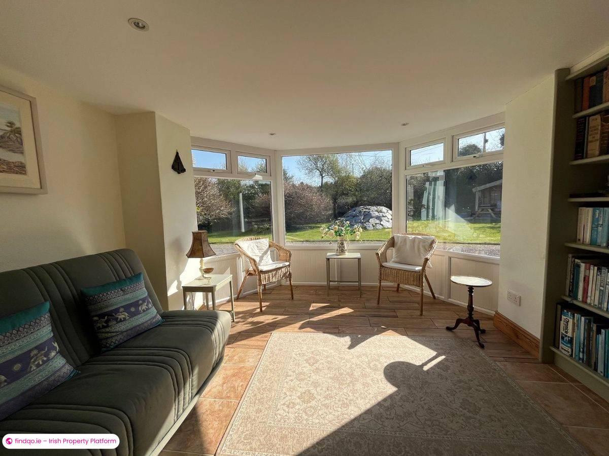 Detached house for Sale in Schull, Cork