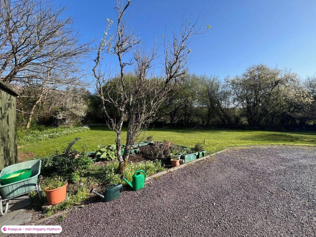 Detached house for Sale in Schull, Cork