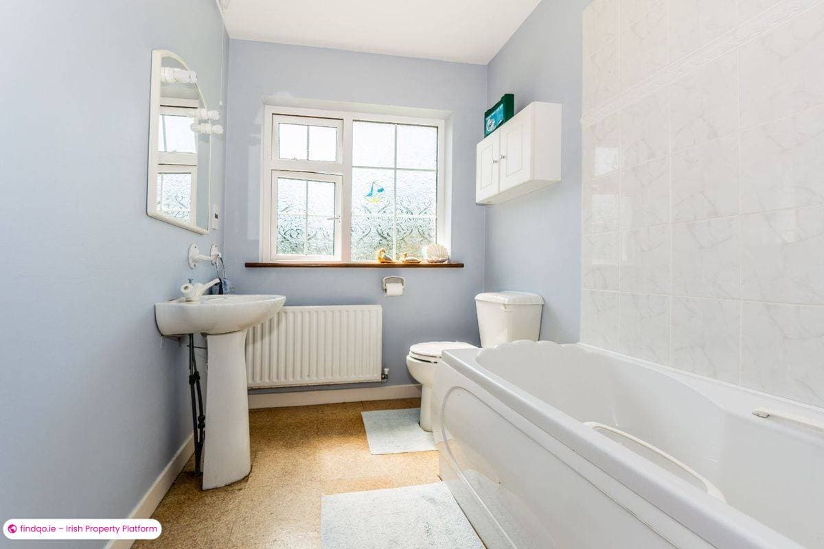 Bungalow for Sale in Schull, Cork