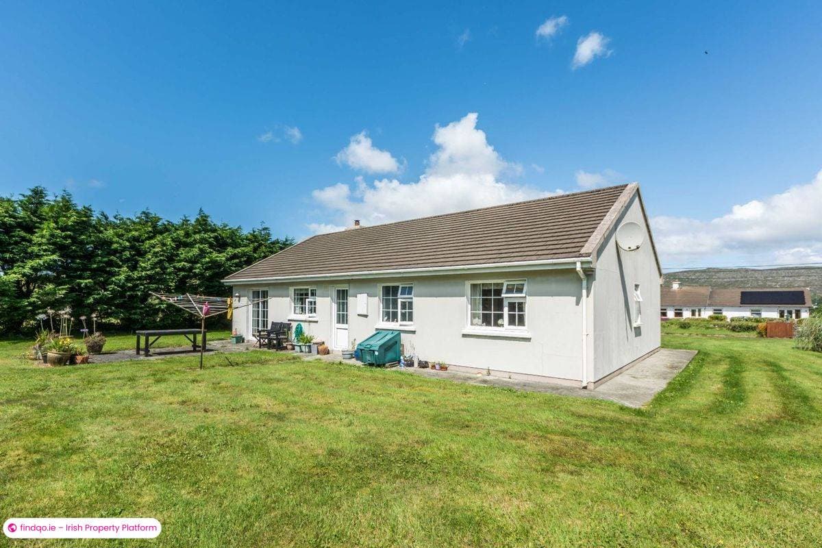 Bungalow for Sale in Schull, Cork