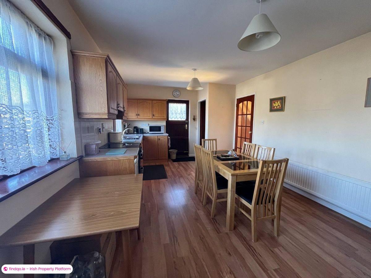 Semi-detached house for Sale in Bantry, Cork