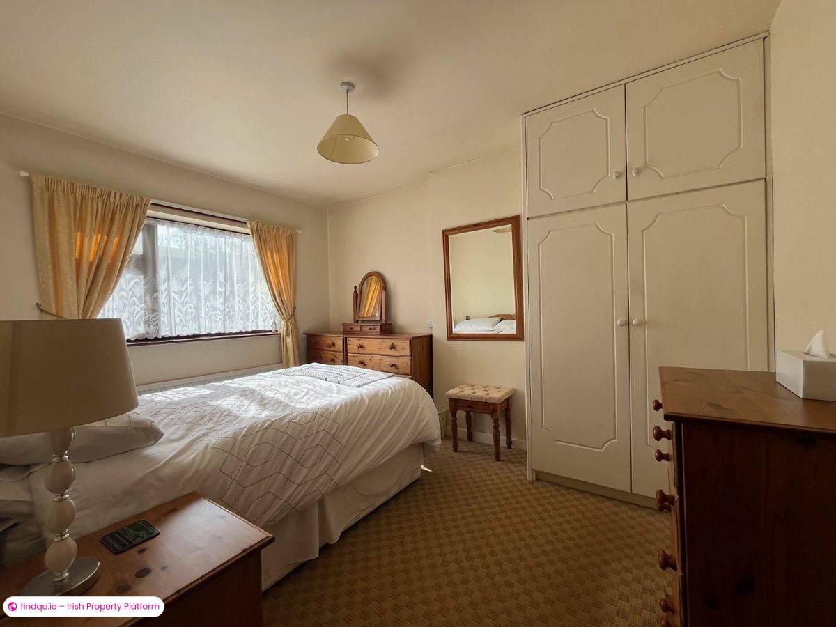 Semi-detached house for Sale in Bantry, Cork