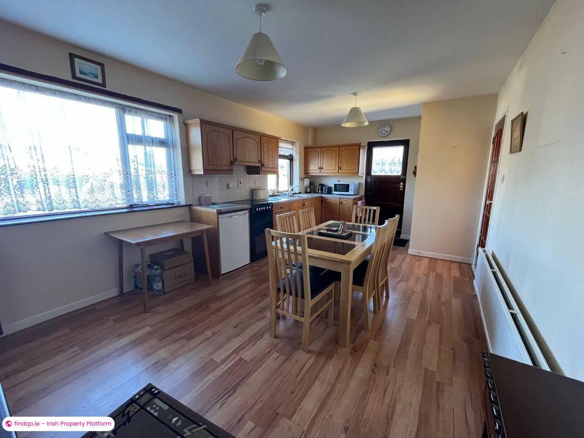 Semi-detached house for Sale in Bantry, Cork