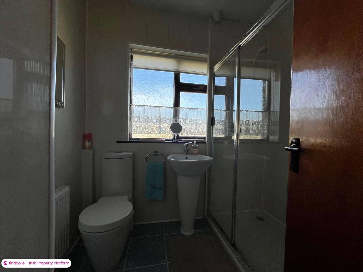 Semi-detached house for Sale in Bantry, Cork