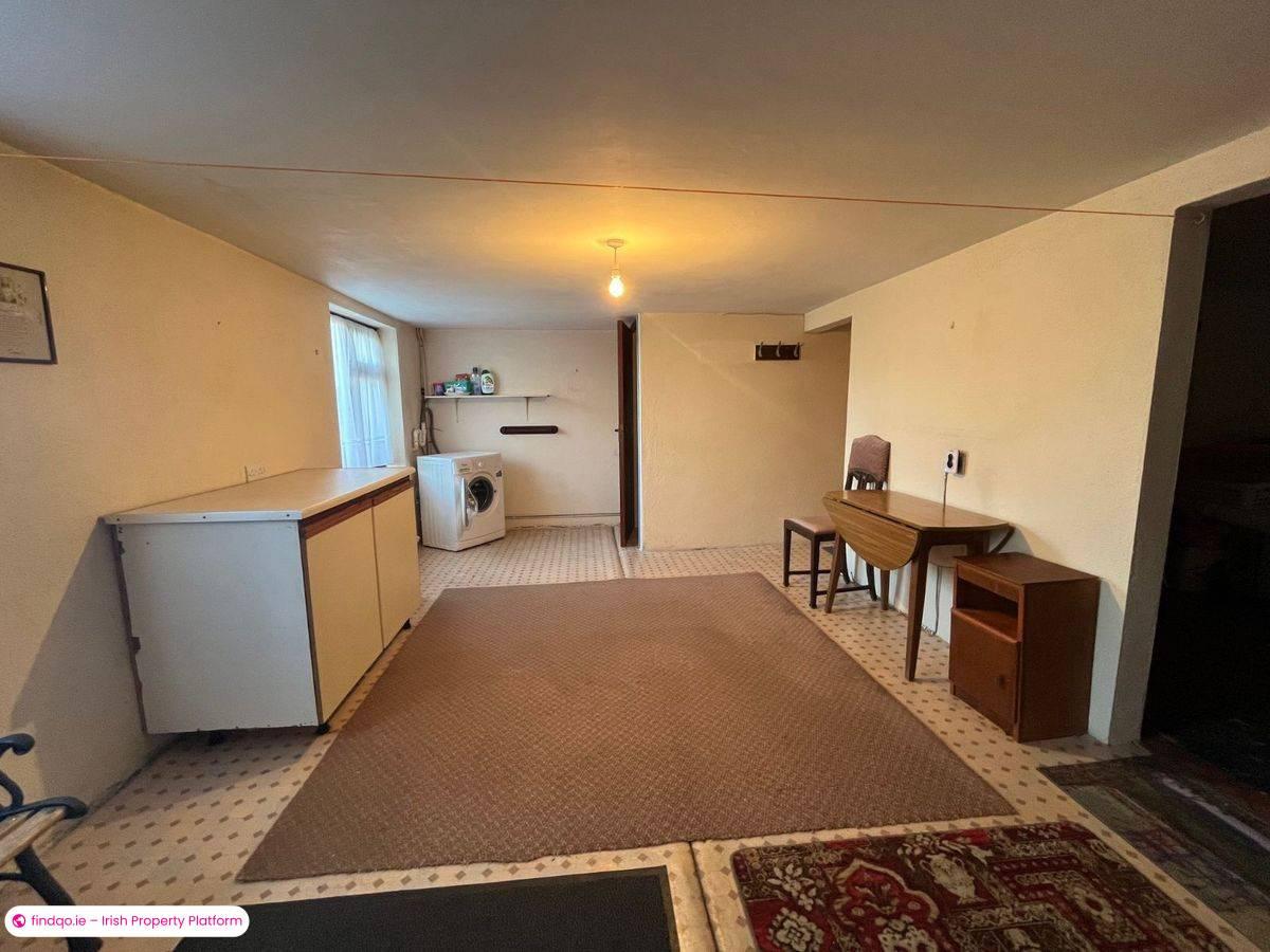 Semi-detached house for Sale in Bantry, Cork