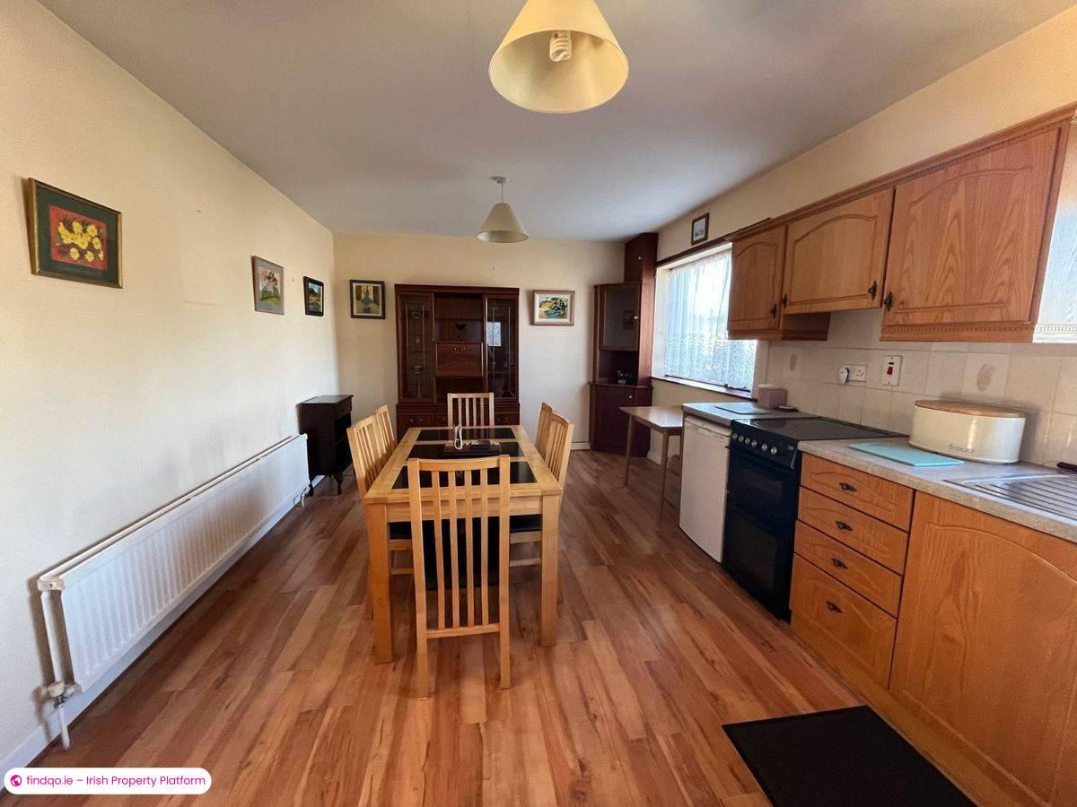 Semi-detached house for Sale in Bantry, Cork