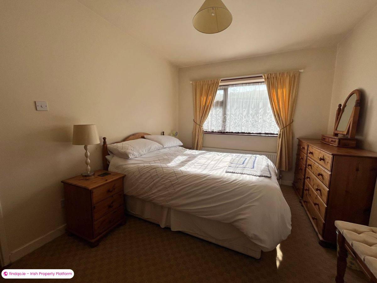 Semi-detached house for Sale in Bantry, Cork