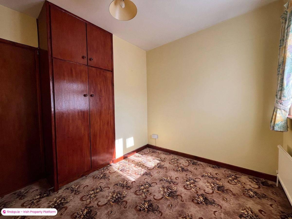 Semi-detached house for Sale in Bantry, Cork