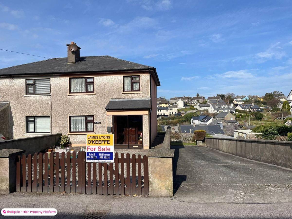 Semi-detached house for Sale in Bantry, Cork