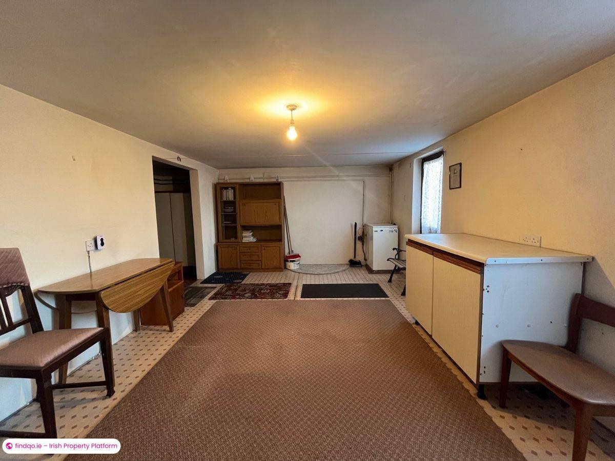 Semi-detached house for Sale in Bantry, Cork