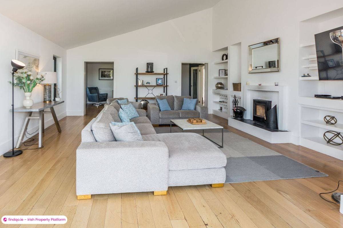 Detached house for Sale in Goleen, Cork