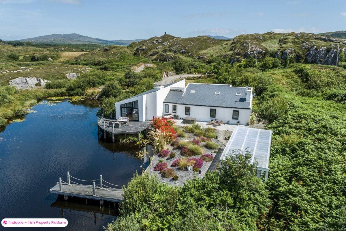 Detached house for Sale in Goleen, Cork