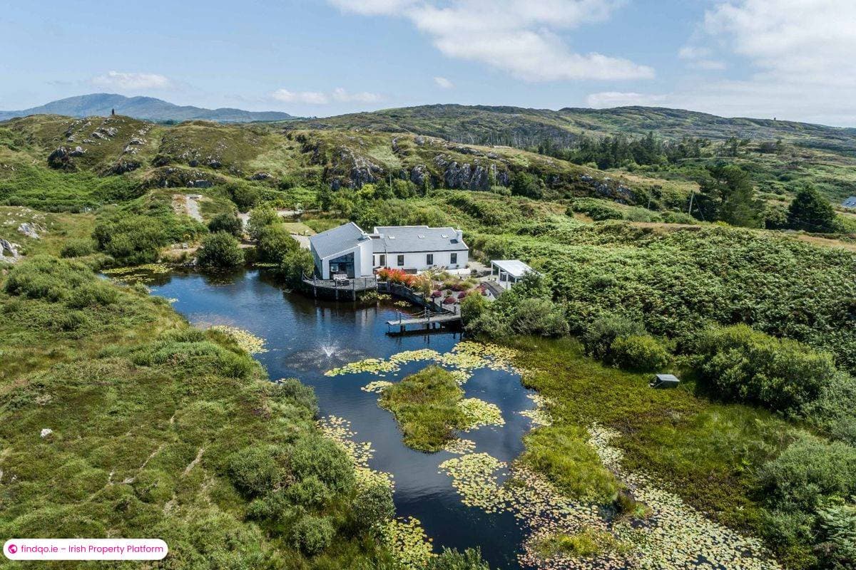 Detached house for Sale in Goleen, Cork