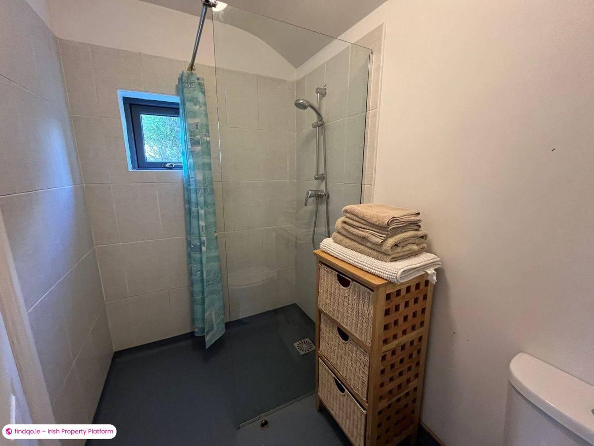 Detached house for Sale in Toormore, Cork