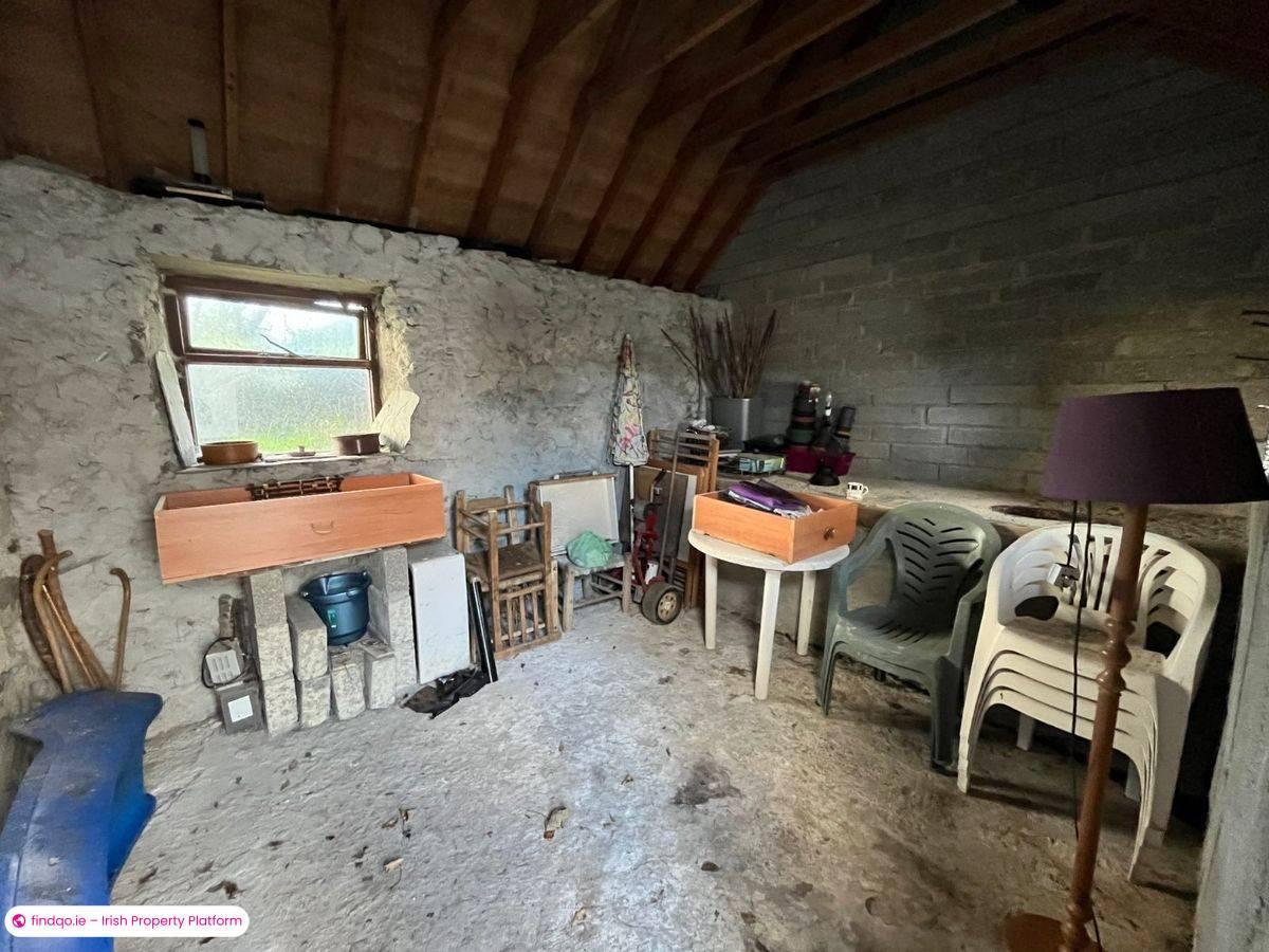 Detached house for Sale in Toormore, Cork