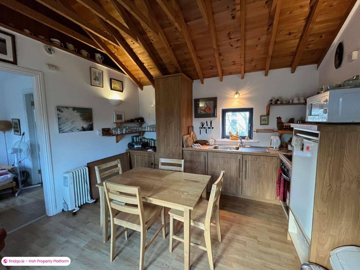 Detached house for Sale in Toormore, Cork