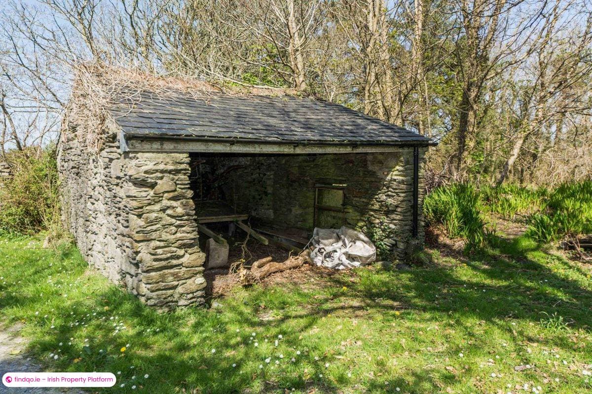 Detached house for Sale in Toormore, Cork