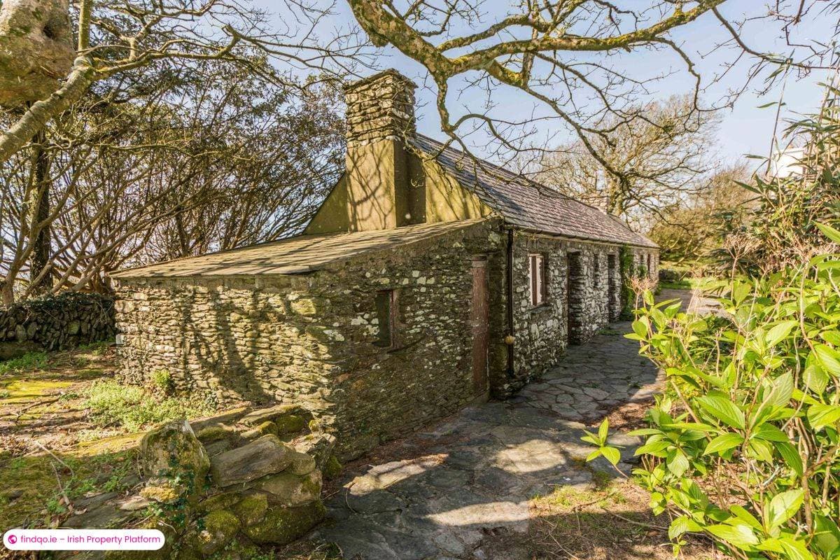 Detached house for Sale in Toormore, Cork