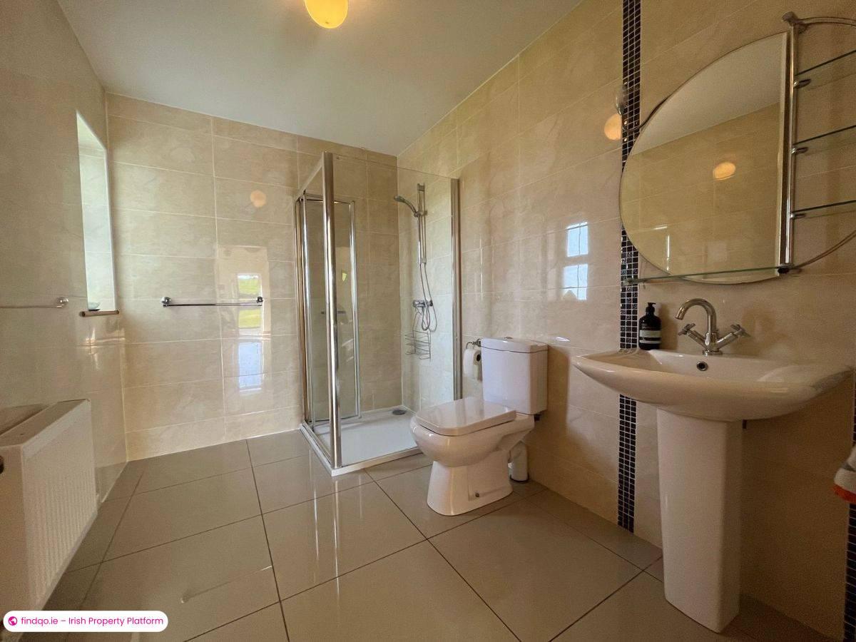 Detached house for Sale in Schull, Cork