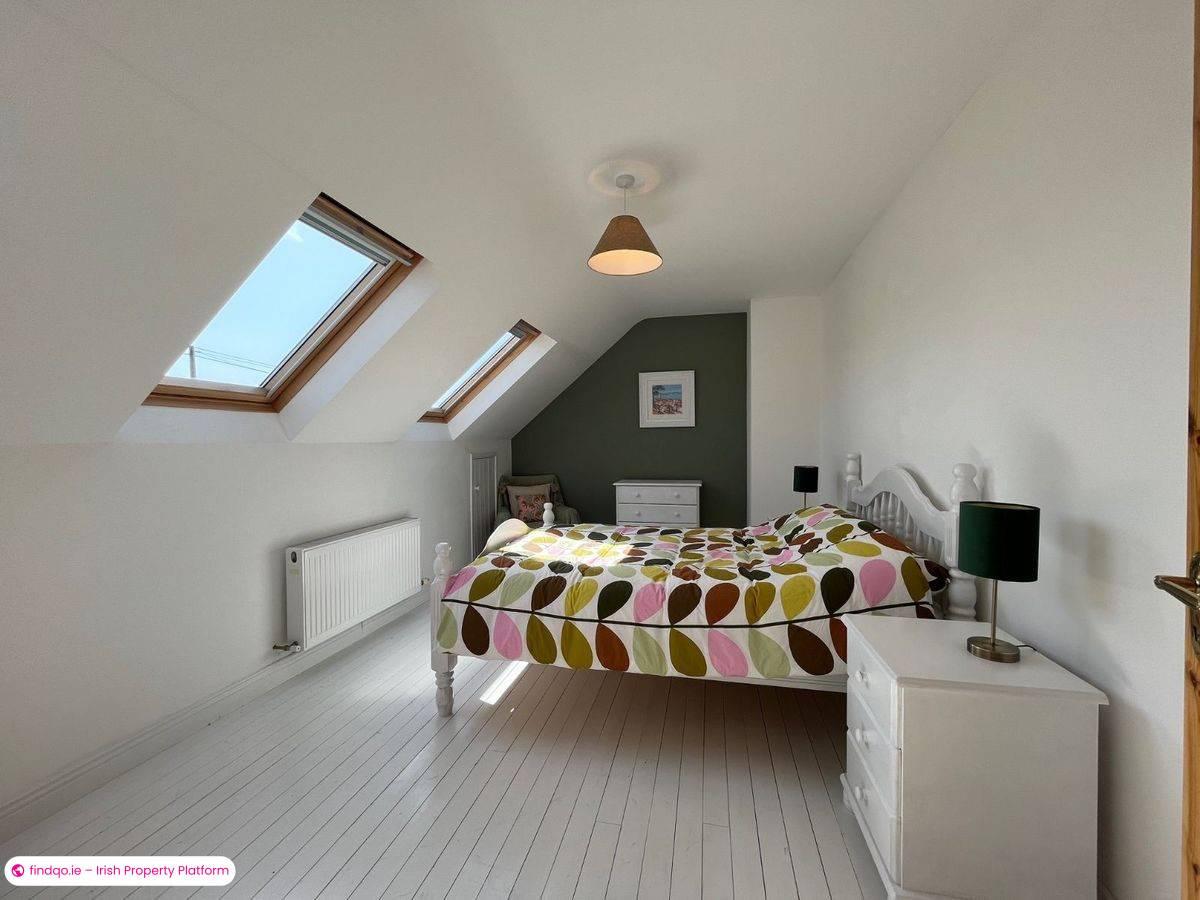 Detached house for Sale in Schull, Cork