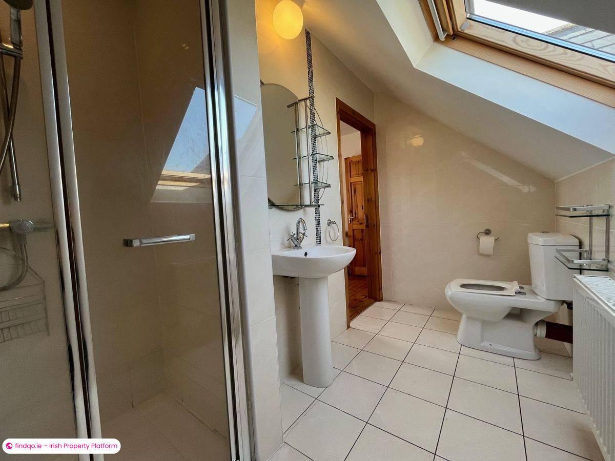 Detached house for Sale in Schull, Cork