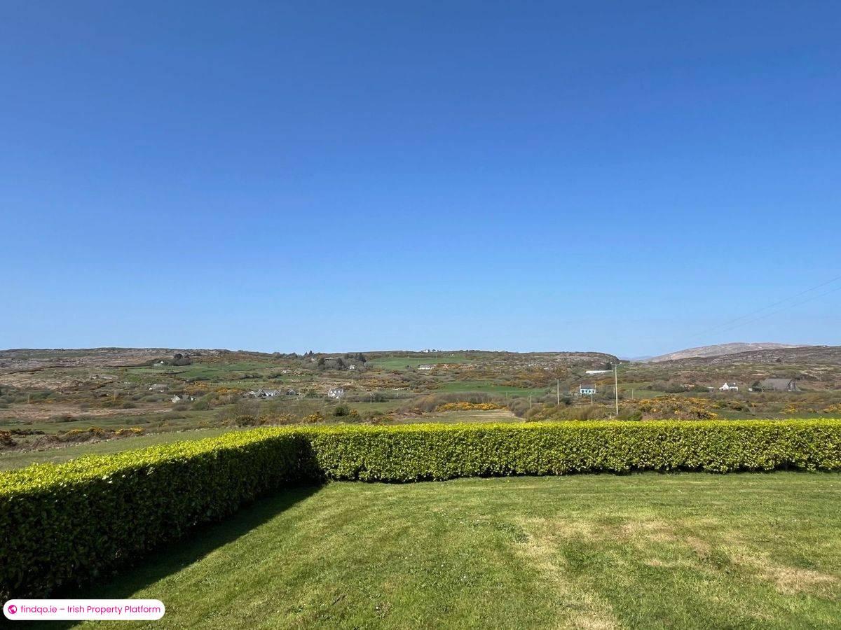 Detached house for Sale in Schull, Cork