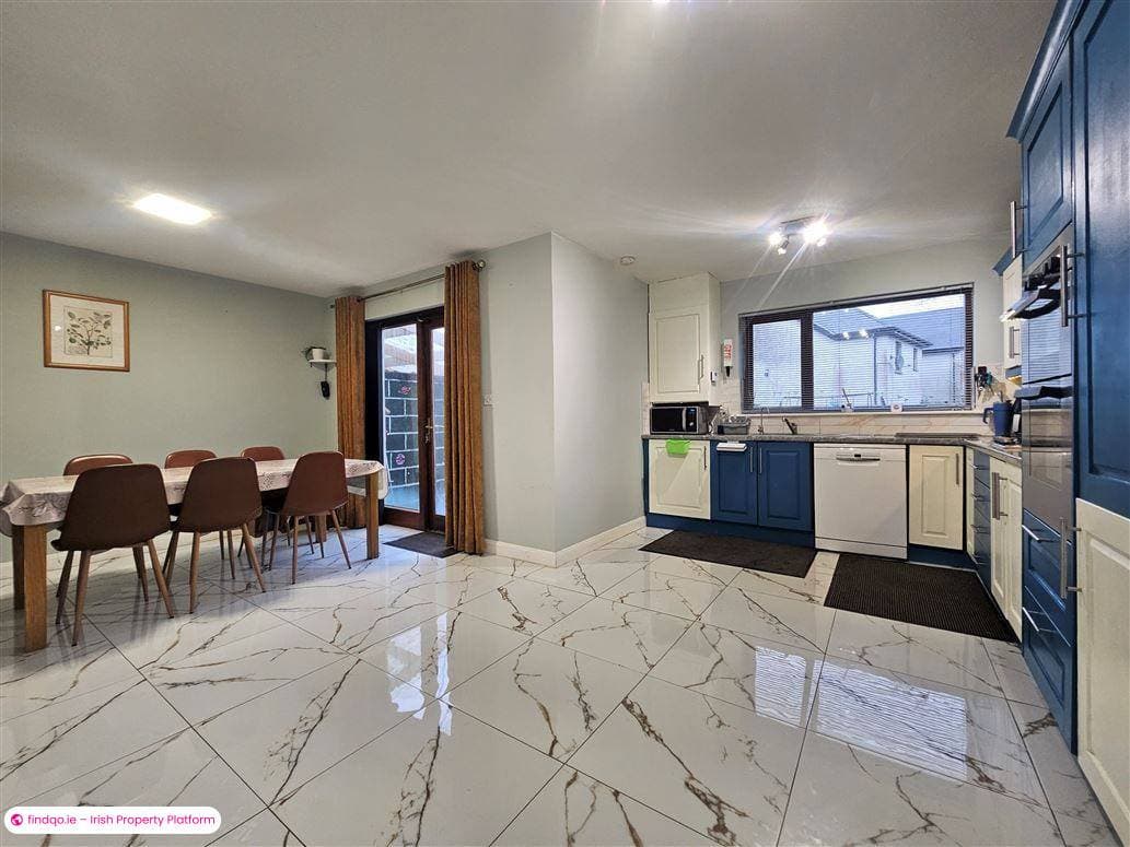 Detached house for Sale in Kilcullen, Kildare